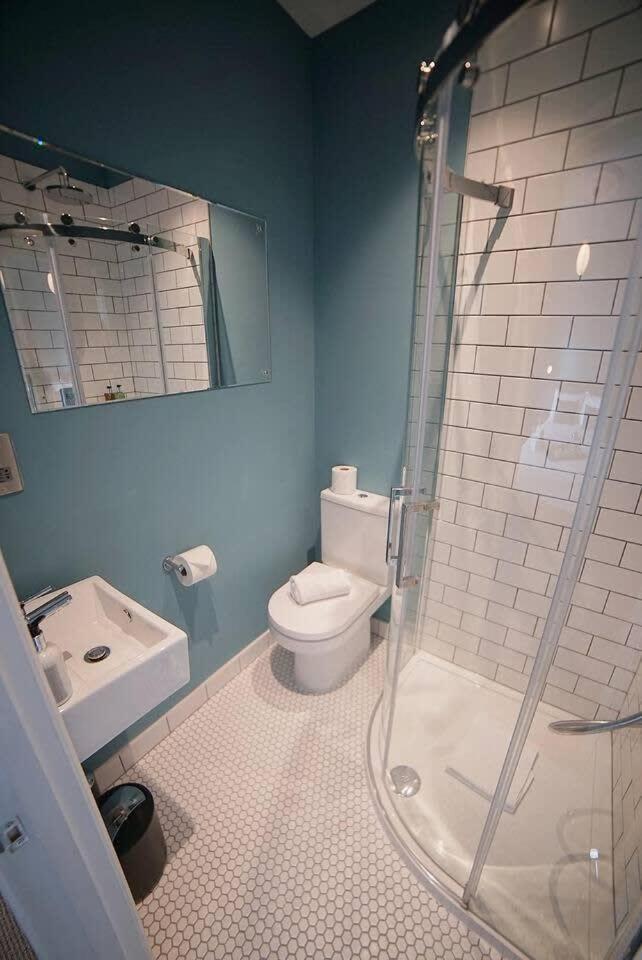 The Alma Taverns Boutique Suites - Room 1 - Hopewell Бристоль Экстерьер фото