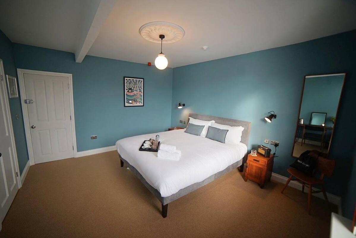 The Alma Taverns Boutique Suites - Room 1 - Hopewell Бристоль Экстерьер фото